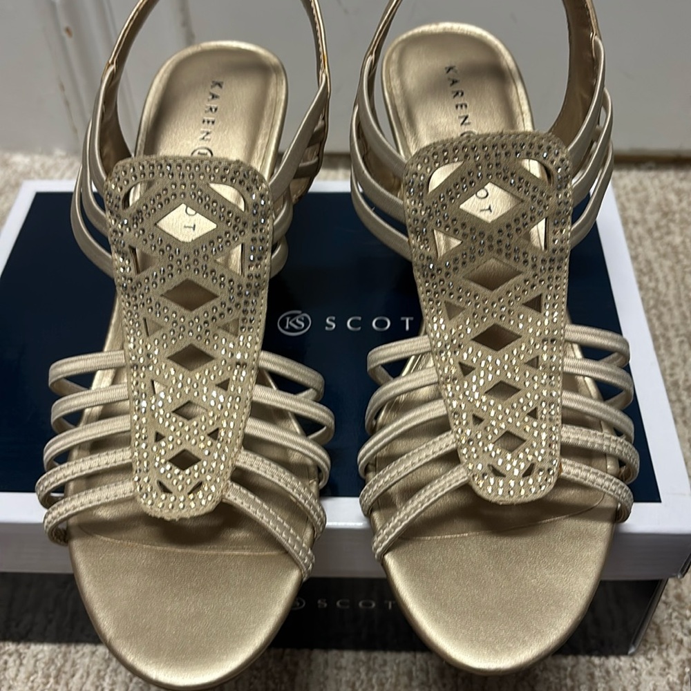 Brand new Karen Scott Cocktail Sandals size 9.5 NWB